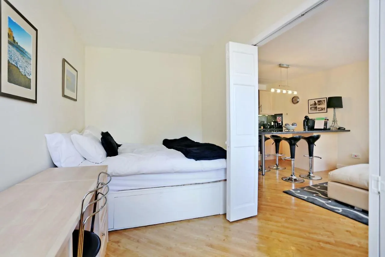 Apartament West Bow - Comfy 2 Bed On West Bow Overlooking Grassmarket Edynburg Wielka Brytania